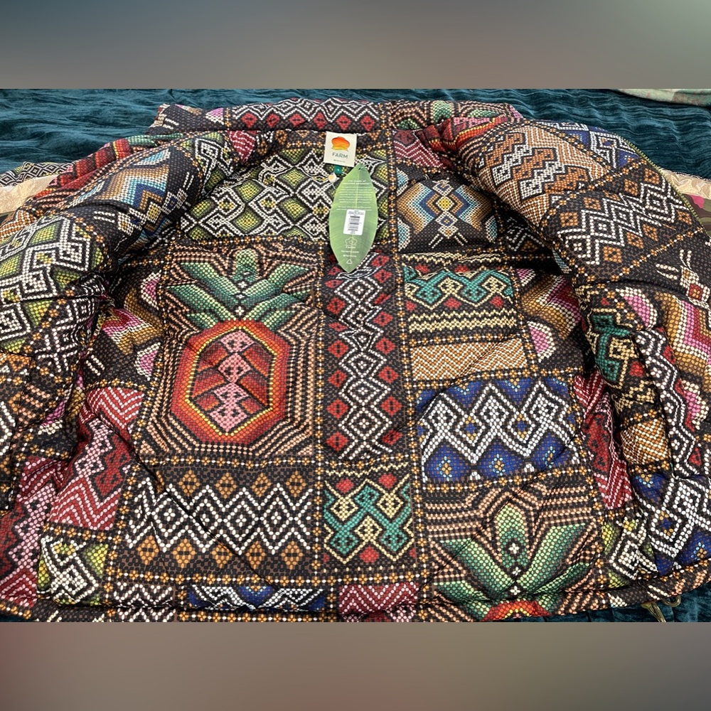 NWT Farm Rio Tropical Puffer size Small